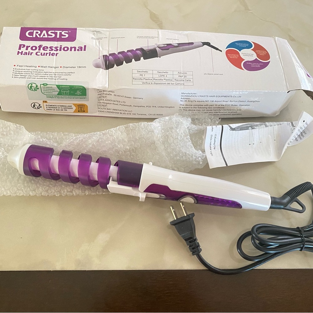 New in box Spiral Curl Ceramic Curling Iron